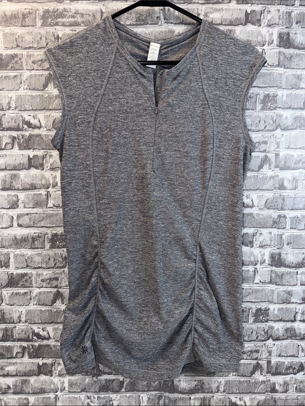 Athleta Gray Sleeveless Zip-Front Active‎ Tank